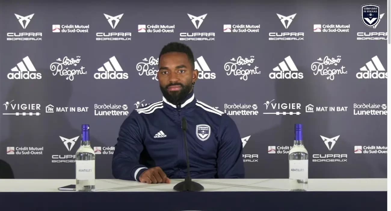 Entorse de la cheville droite avec lésion d'un ligament pour Vital Nsimba